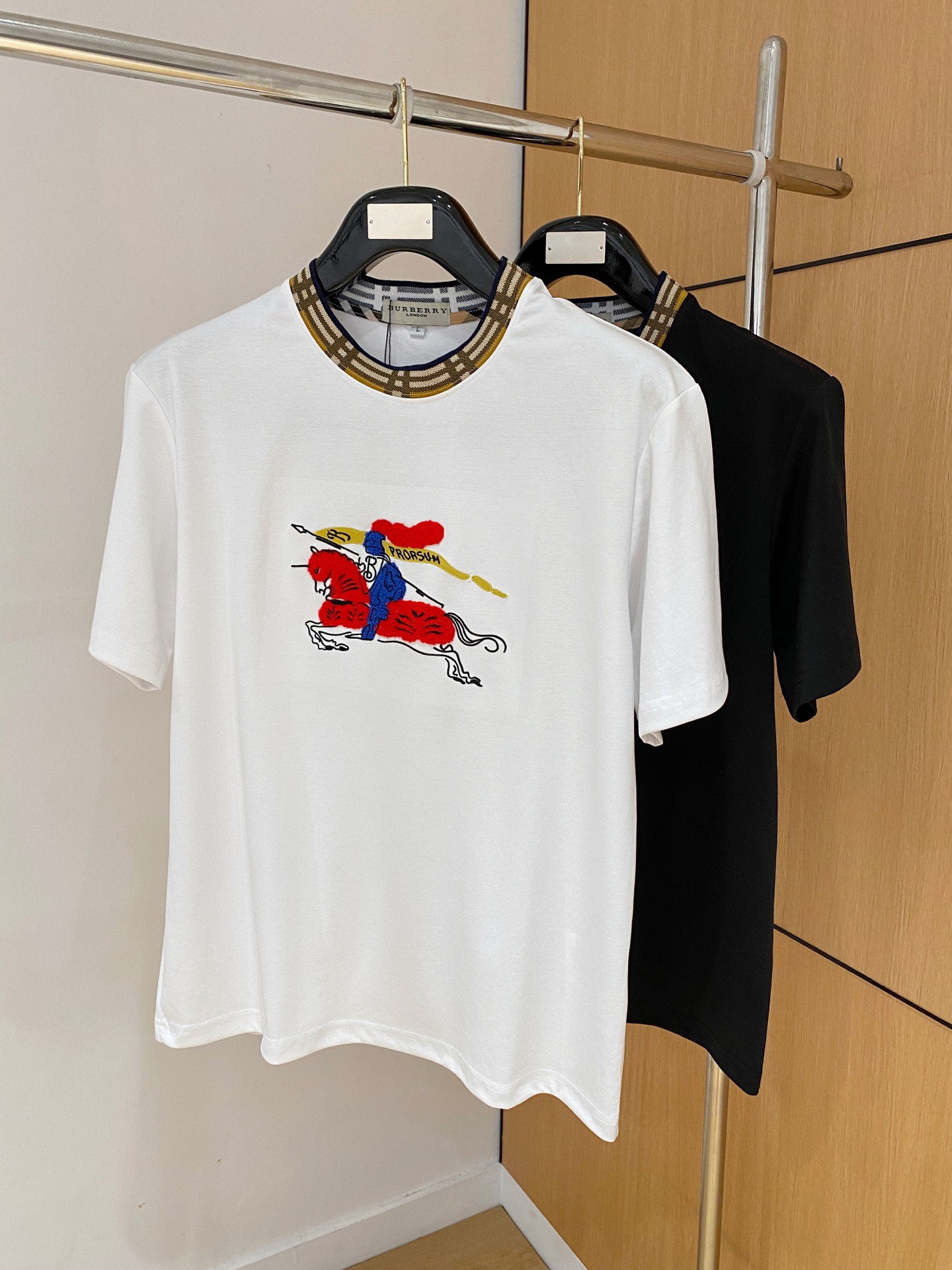 short sleeves